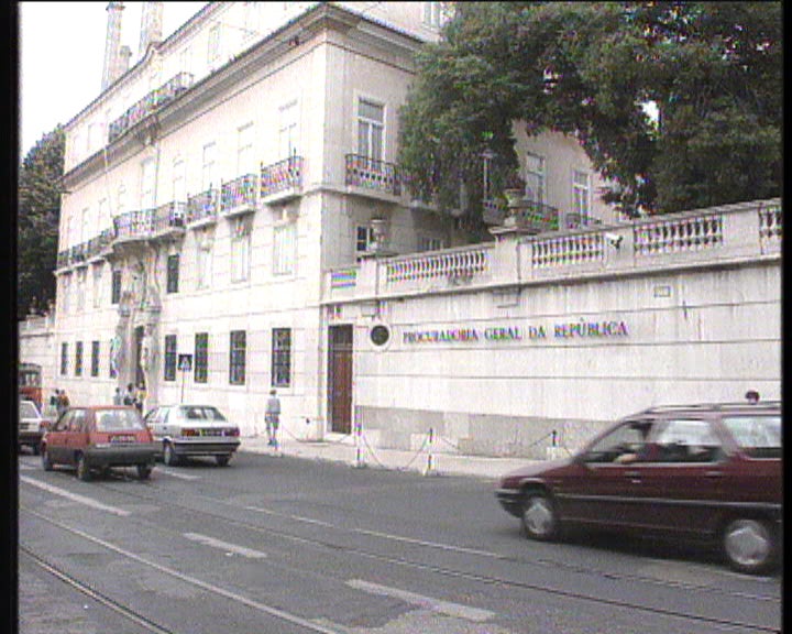 Director do SIS abandona cargo