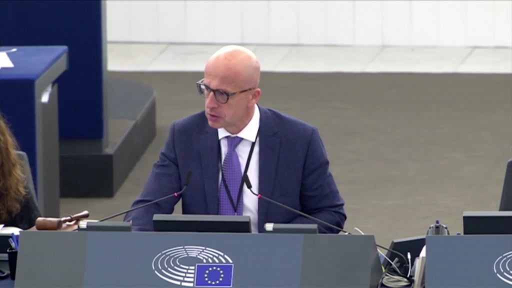 Parlamento Europeu aprova direitos das mulheres na UE