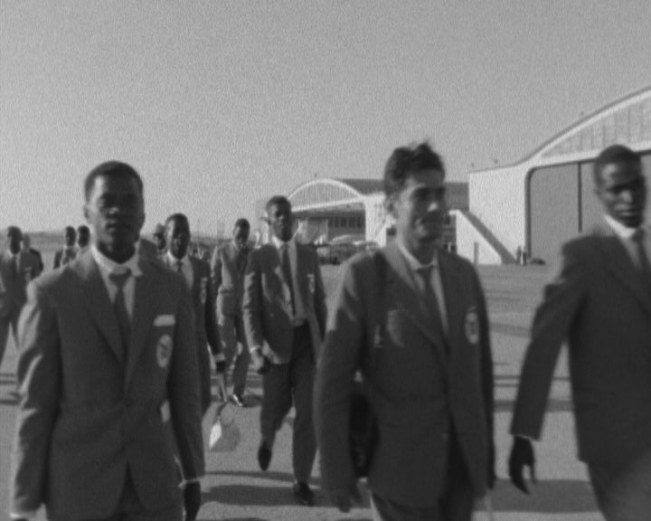 Chegada do clube “Os Balantas” a Lisboa