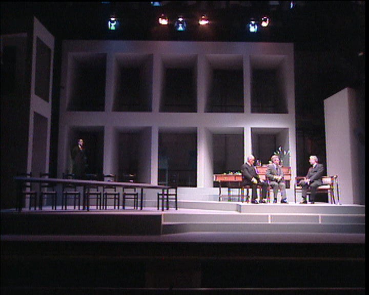 “O Magnífico Reitor”