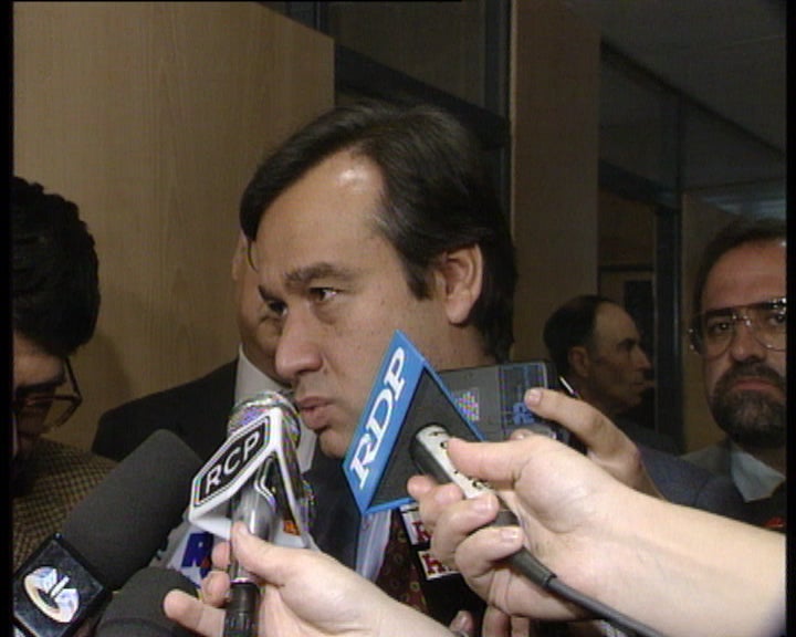 Reação do PS às criticas de Jorge Lacão