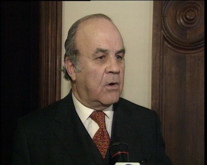 Bastonário dos advogados contra adoção da prisão perpétua