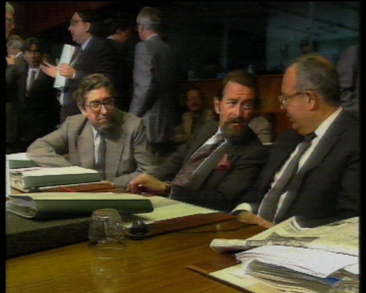 Expulsão de diplomatas iraquianos da CEE