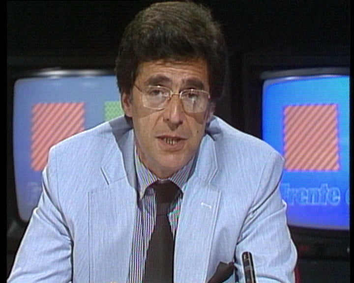 Debate em estúdio entre Vasco Graça Moura e Piteira Santos