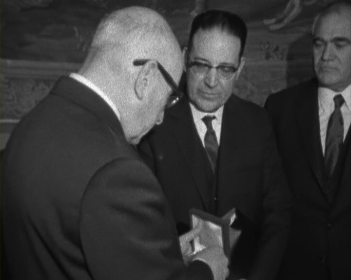 Américo Tomás recebe Comissão da Inauguração da Ponte Engenheiro Rui Sanches