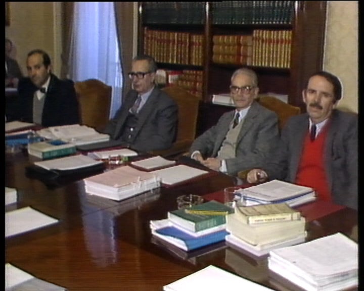 Reunião dos juízes do Tribunal Constitucional