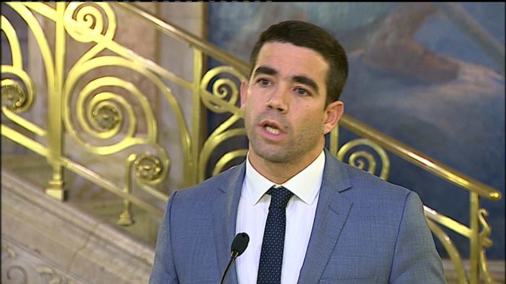 Reação de António Leitão Amaro ao OE 2016