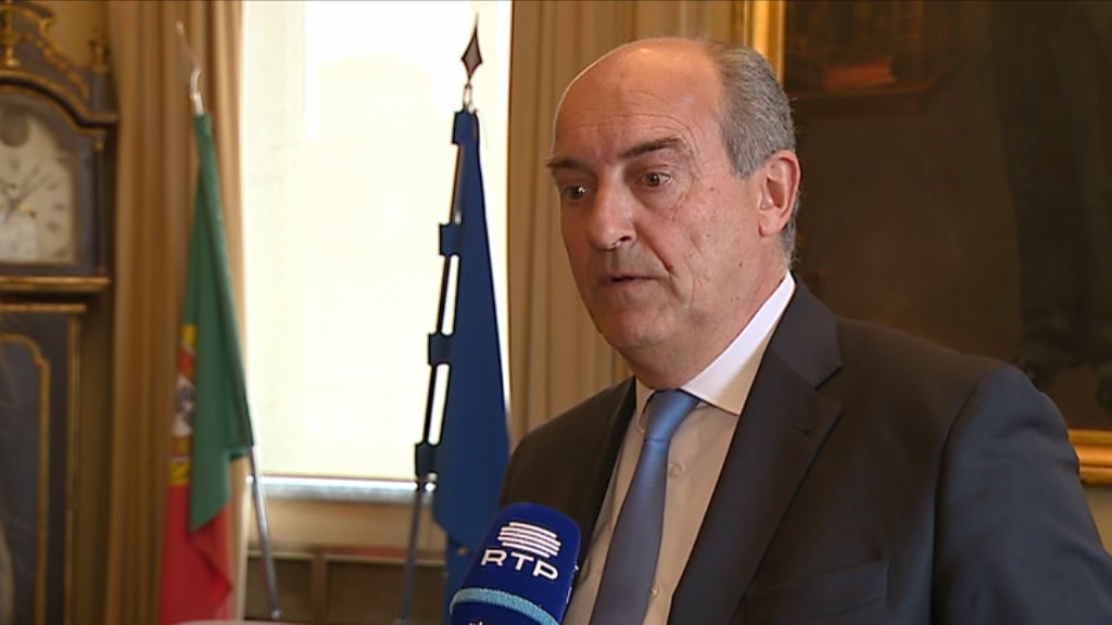 Juiz Neto de Moura transferido para o cívil