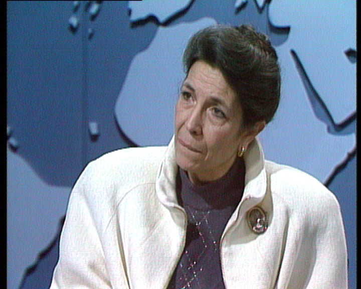 Continuação da entrevista de a Castro Caldas e Clementina Diniz