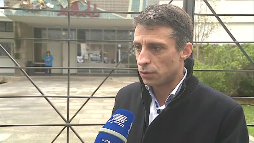 Reação à greve dos funcionários não docentes