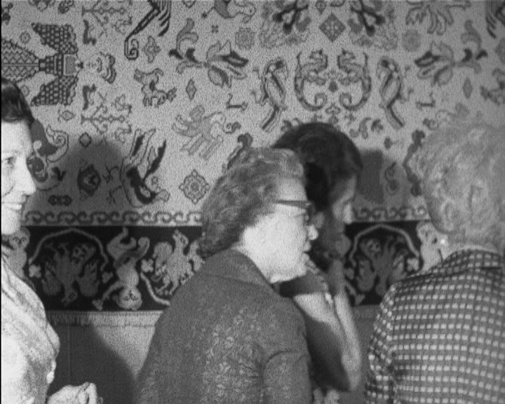 Gertrudes Tomás inaugura exposição de tapete de Arraiolos