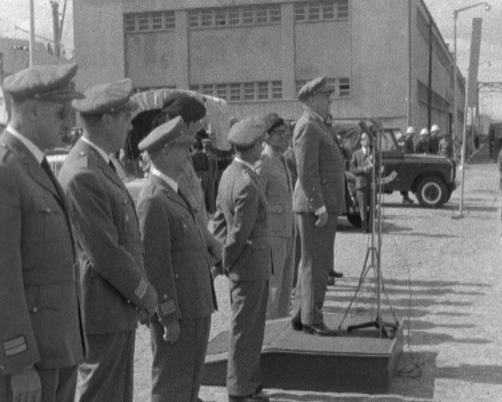 Chegada de contingente militar a Lisboa