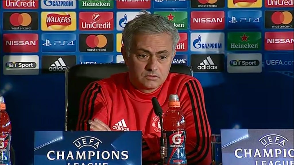 Futebol: Conferência de imprensa de José Mourinho