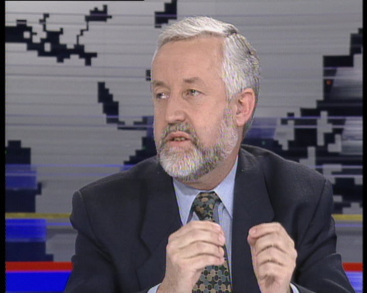 Análise à atualidade política