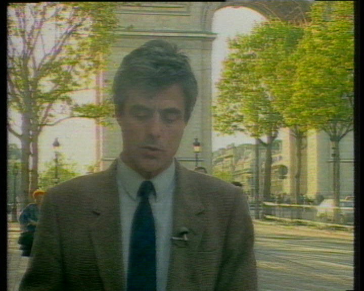 Diretor bancário detido por burla