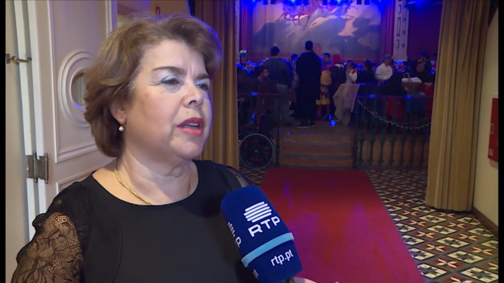 Baile de deficientes no Coliseu Micaelense