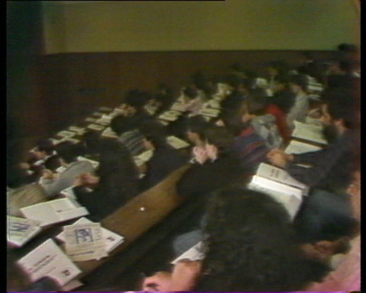 Debate sobre a sociedade portuguesa