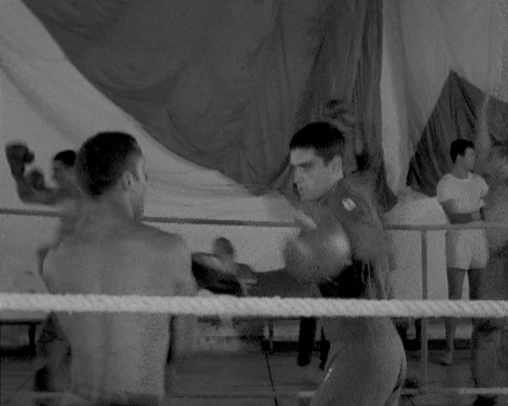 Treino de paraquedistas em Tancos