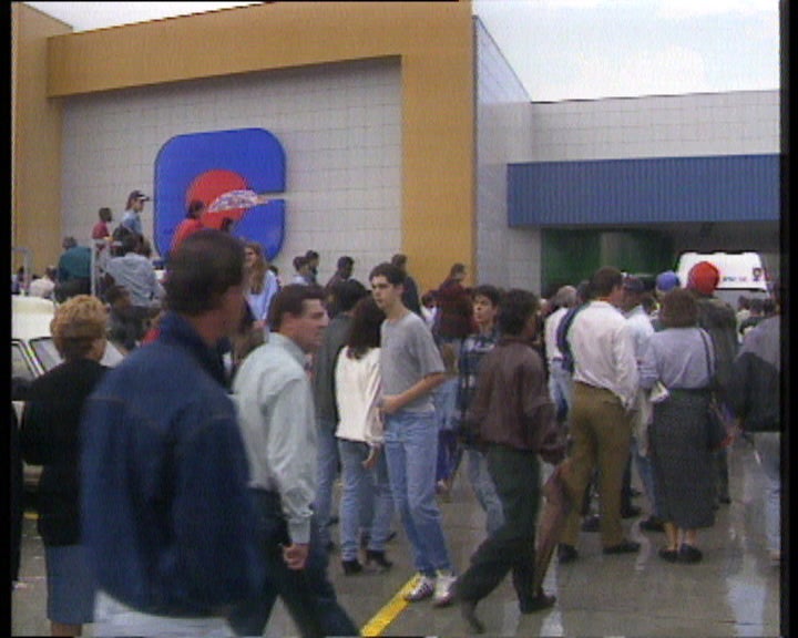 Relatório sobre acidente no hipermercado