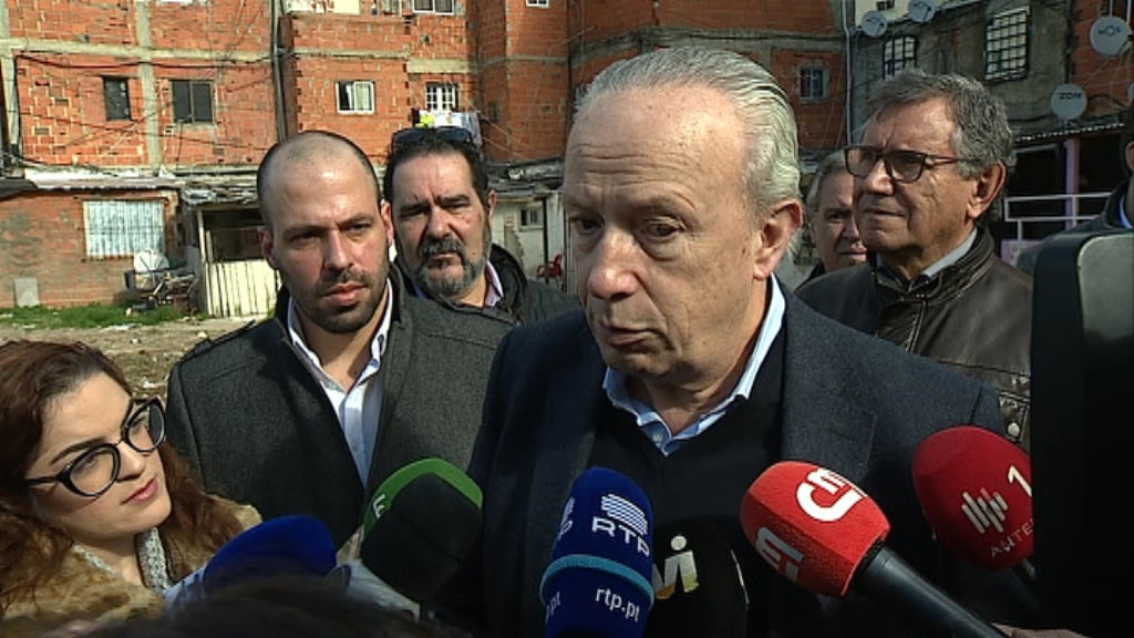 Pedro Santana Lopes no Bairro da Jamaica