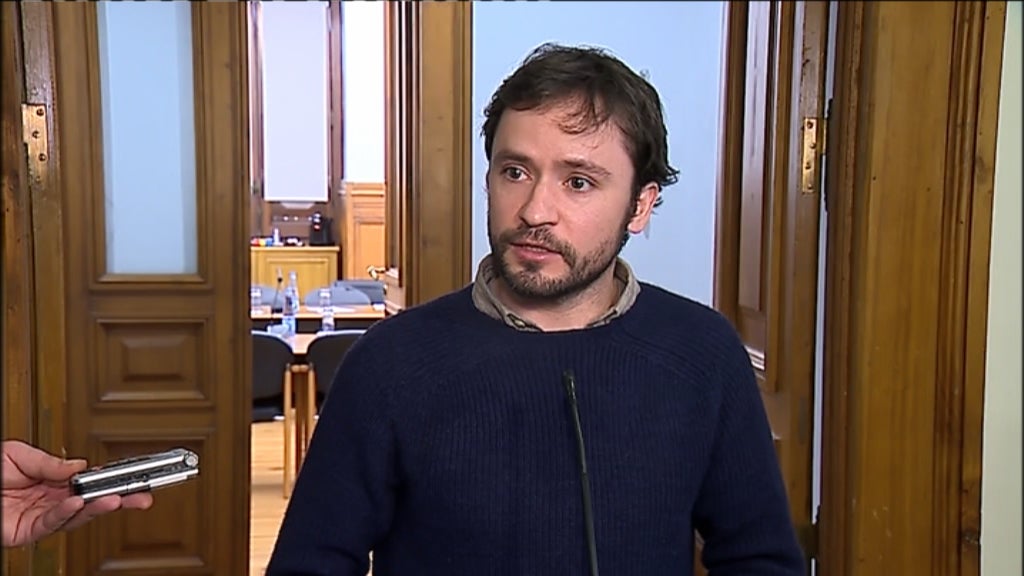 Partidos reagem a decisão dos CTT