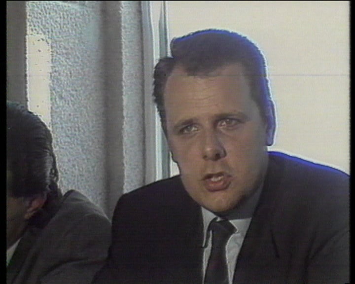 Conferência de imprensa de jovens empresários