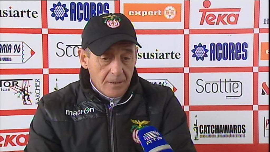 Futebol: conferência de imprensa de Francisco Agatão