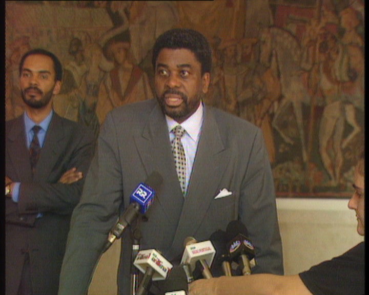 Conferência de imprensa de Alcides Sakala