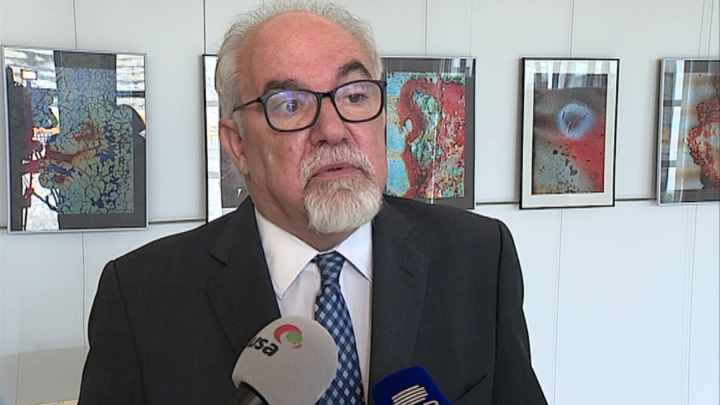 Regularização de precários do Estado