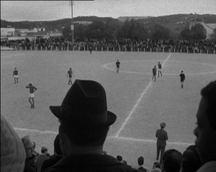 Futebol: Torreense vs União de Tomar