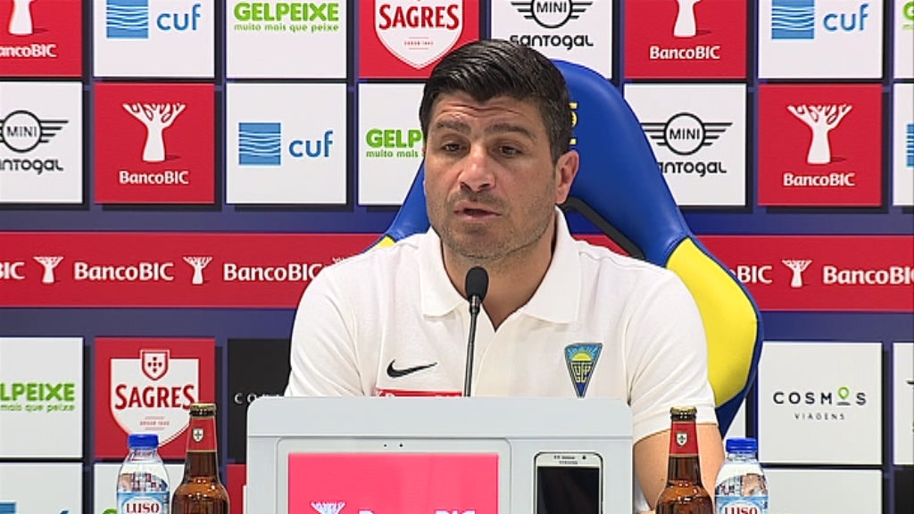 Conferência de imprensa de Pedro Emanuel