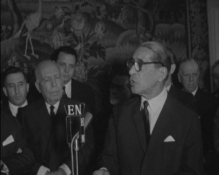 Transmissão de poderes a Ulisses Cortês