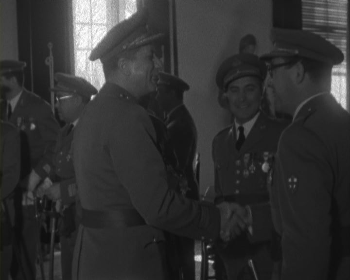 Cumprimentos de ano novo a Júlio Pereira