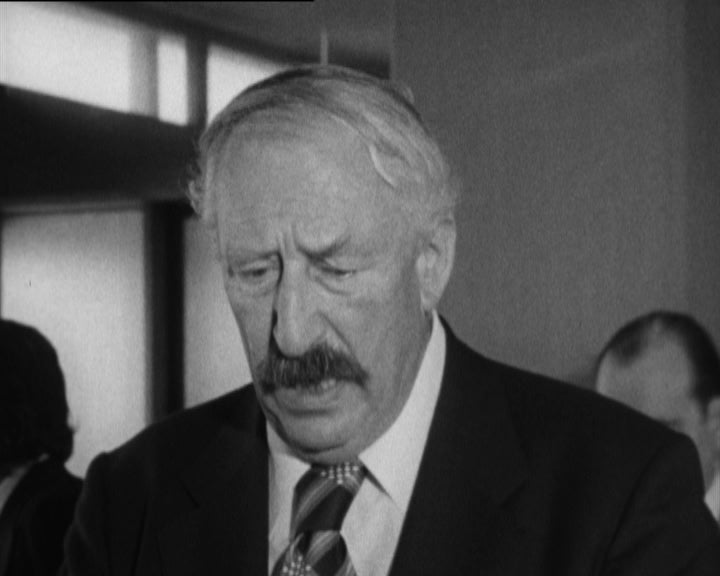 Visita de Georg Kahn-Ackermann a Lisboa