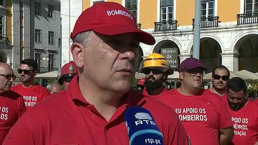 Manifestação de bombeiros