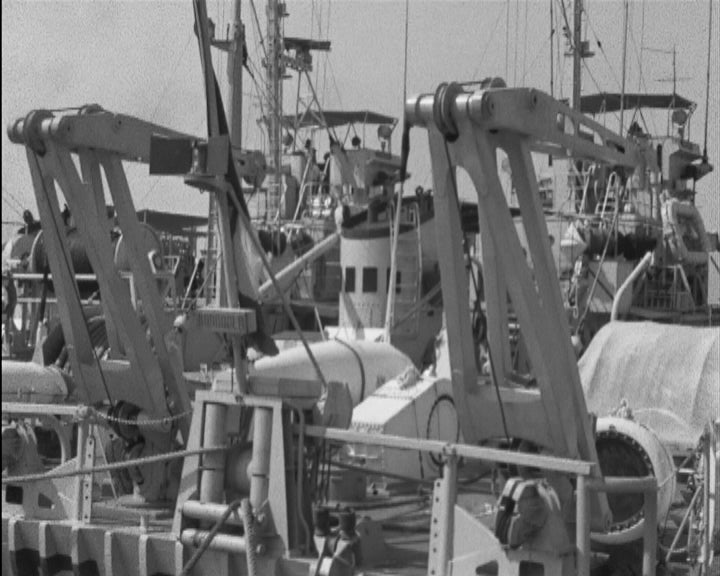 Draga-minas da Marinha Militar italiana em Lisboa