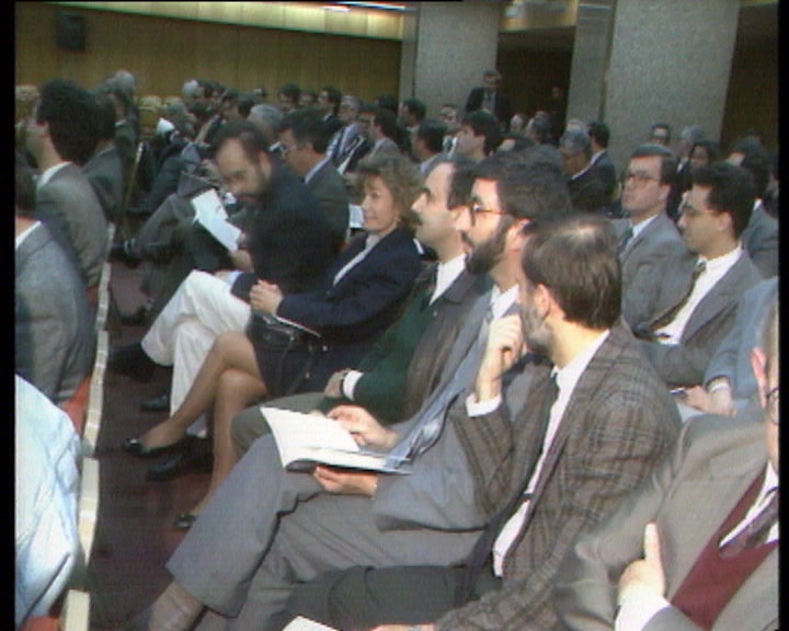 Travessia de comboios no rio Tejo