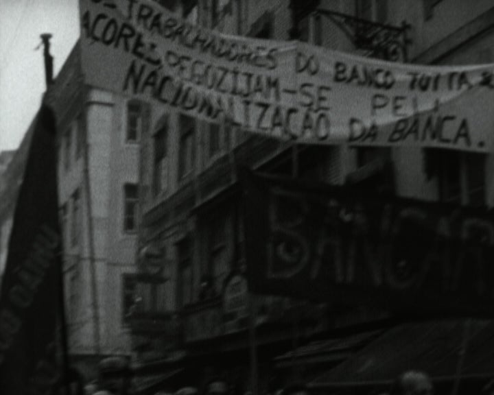 Manifestações a favor da nacionalização da banca