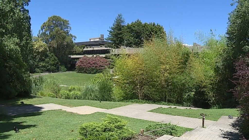 Gulbenkian vende Partex