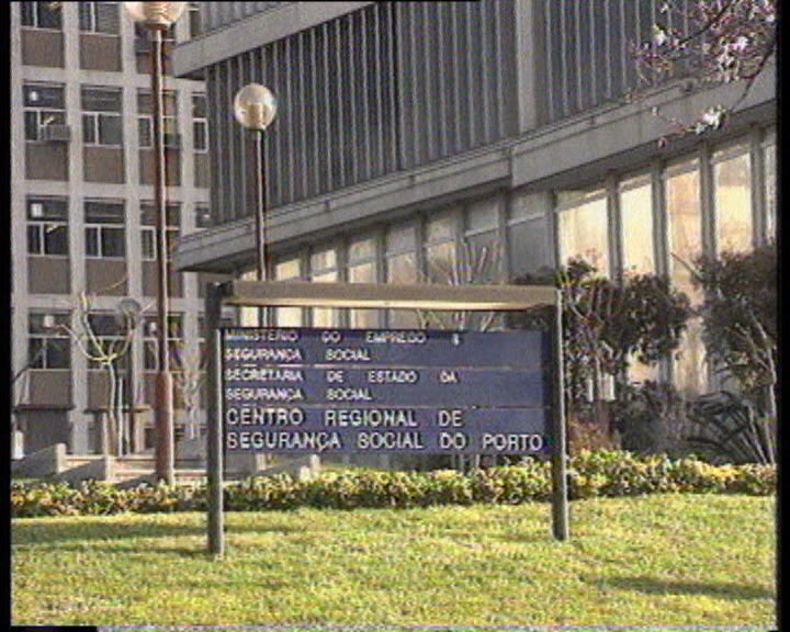 Subsídios de desemprego em atraso