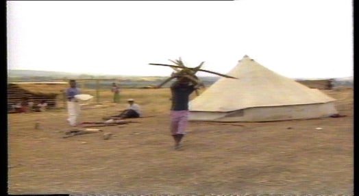 Campo de refugiados em Angola