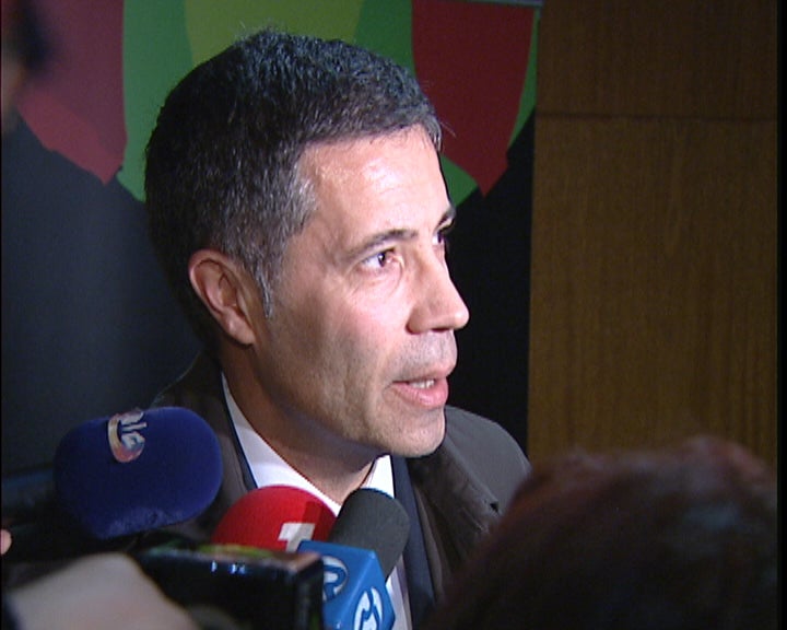 Árbitros recebem insígnias da FIFA