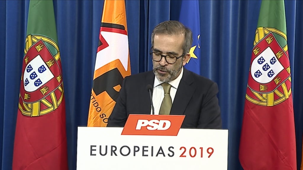 Paulo Rangel acusa António Costa