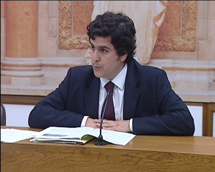 Pontes e cortes nos Feriados