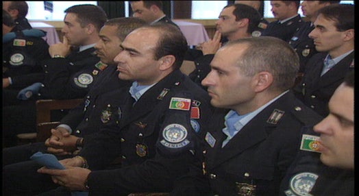Exames médicos aos polícias que estiveram nos Balcãs