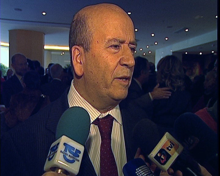 Ricardo Salgado critica o OE de 2010