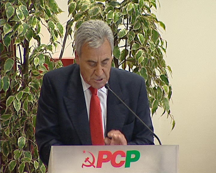 Críticas de Jerónimo de Sousa