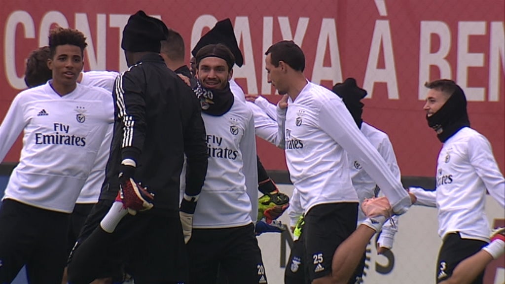 Futebol: treino do Benfica