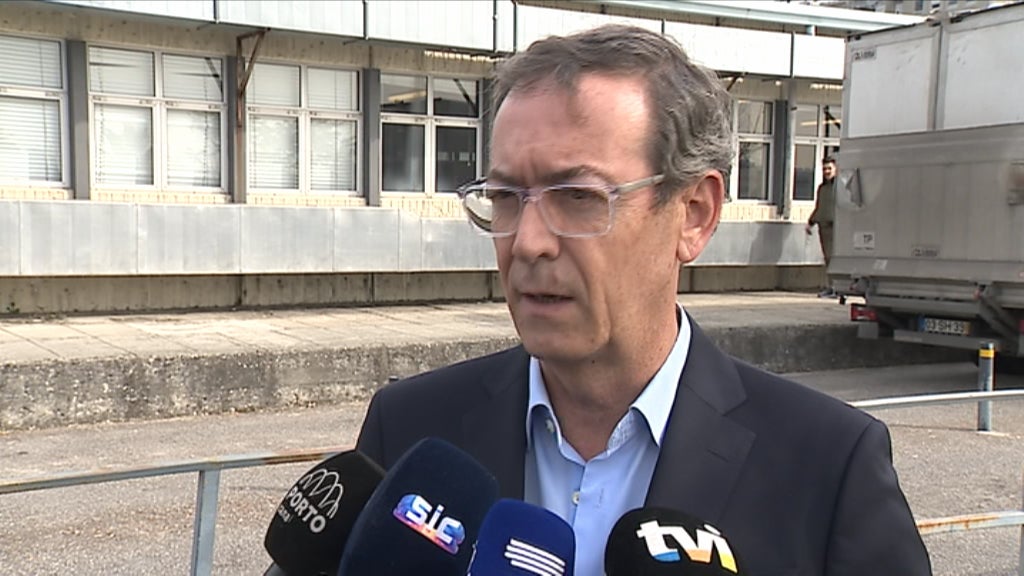 Espanha contrata médicos