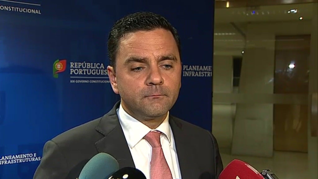 Governo e PSD debatem fundos comunitários